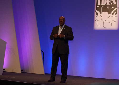 Ron Kirk at IDFA meeting