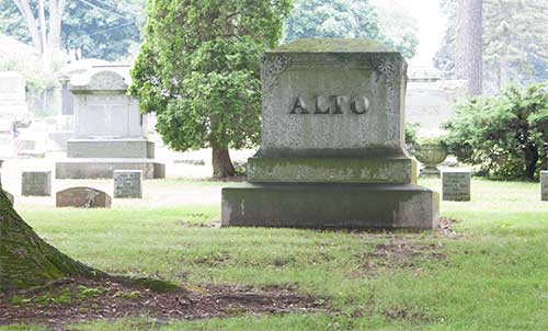 Alto tombstone