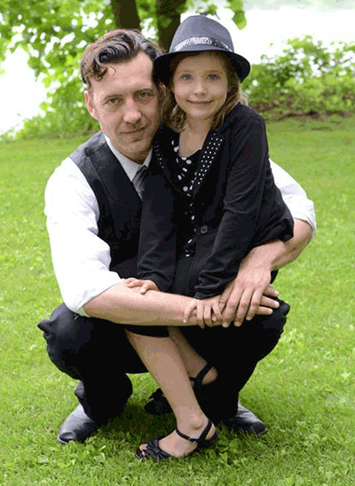 esse Kaftanski with his daughter